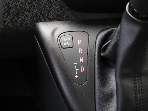 Used 2025 RAM ProMaster 2500 w/ Convenience Group FWD image 25