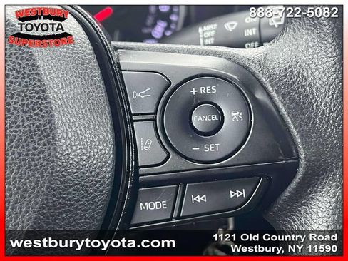 Used 2021 Toyota RAV4 LE AWD/4WD image 24