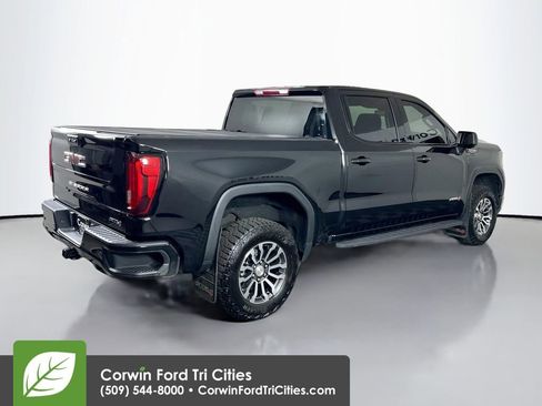 Used 2023 GMC Sierra 1500 AT4 image 15