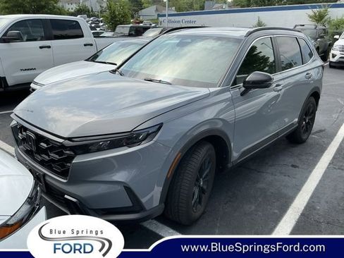 Used 2025 Honda CR-V Sport image 1