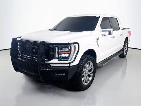 Used 2021 Ford F150 Lariat w/ Equipment Group 502A High AWD/4WD image 4