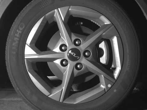 Used 2025 Kia K4 LXS image 13