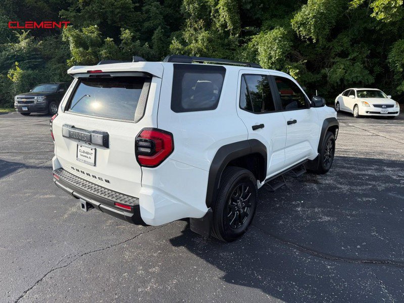 Used 2025 Toyota 4Runner SR5 AWD/4WD image 8
