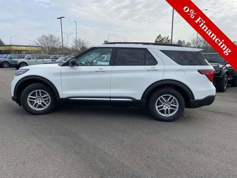 New 2025 Ford Explorer Active w/ Active Comfort Package image 17