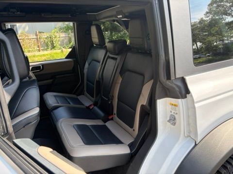 Used 2024 Ford Bronco Wildtrak AWD/4WD image 29