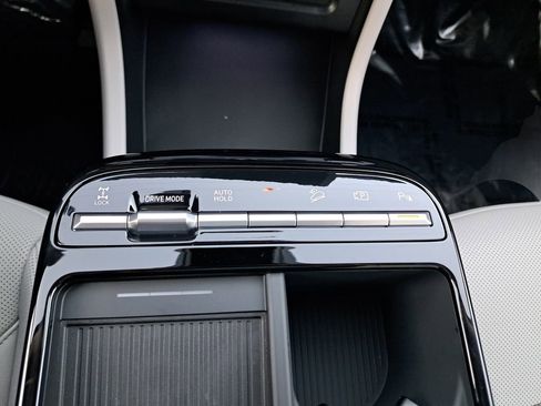 New 2026 Hyundai Tucson Limited image 28