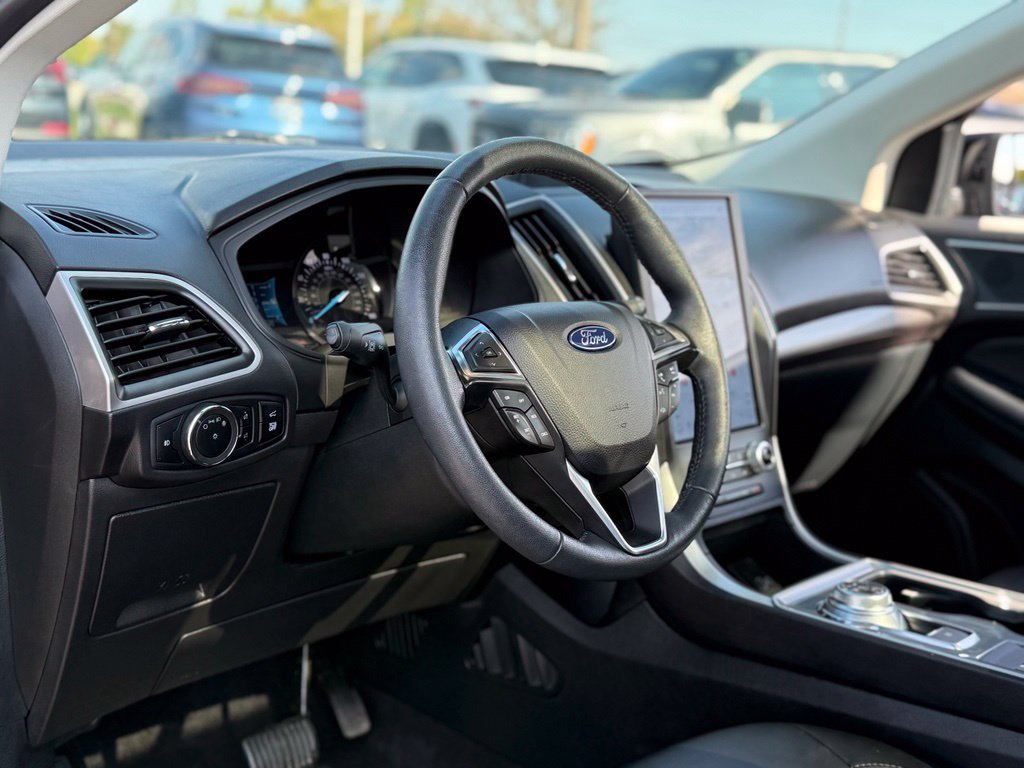 Used 2024 Ford Edge SEL w/ Convenience Package AWD/4WD image 12