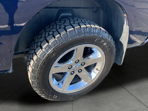 Used 2014 RAM 1500 Express image 16