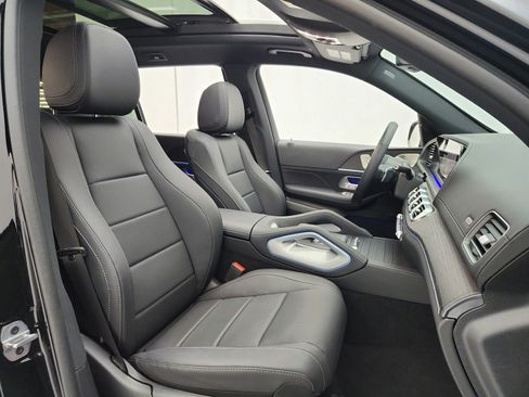 Certified 2026 Mercedes-Benz GLS 450 4MATIC image 20