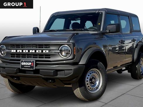 New 2025 Ford Bronco 4-Door image 1