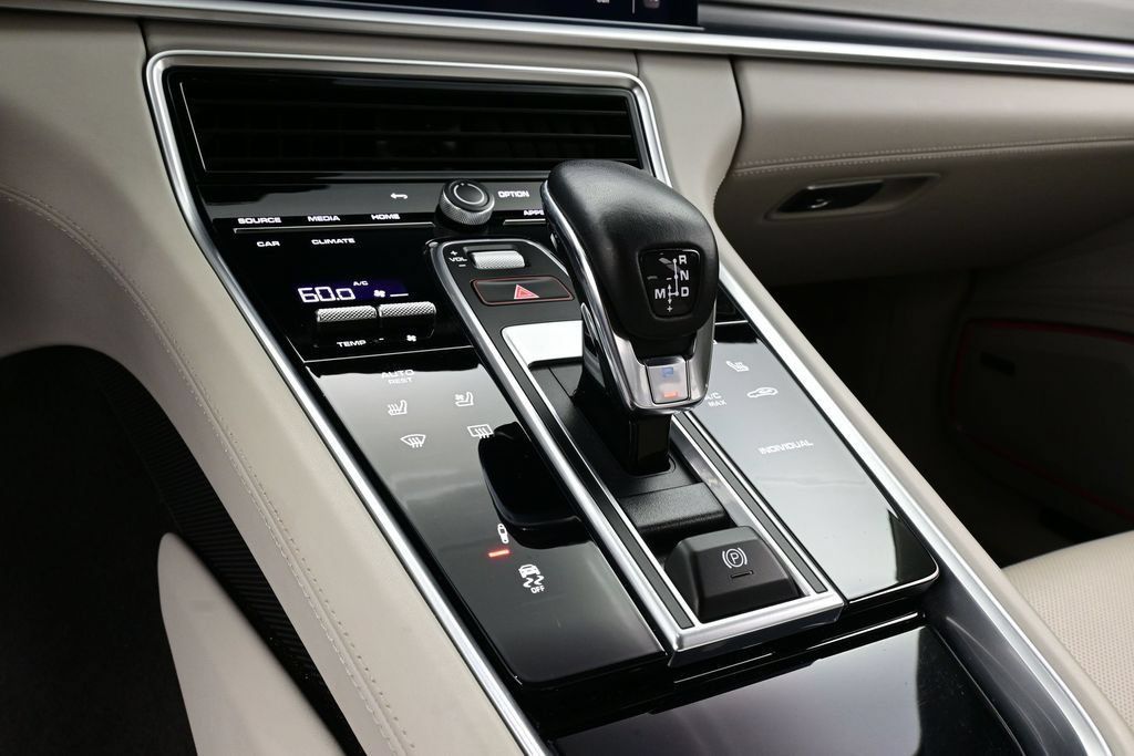 Certified 2023 Porsche Panamera AWD/4WD image 11