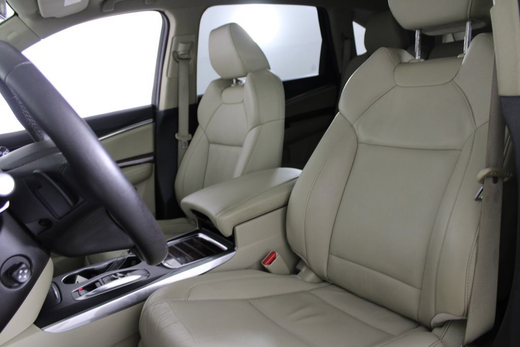 Used 2017 Acura MDX FWD image 19