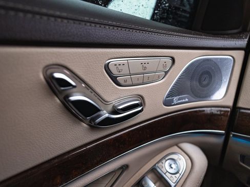 Used 2019 Mercedes-Benz S 450 Sedan image 18