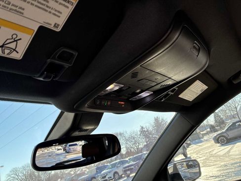 Certified 2018 Chevrolet Equinox Premier image 36