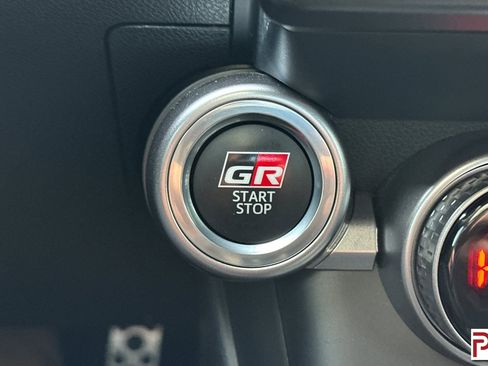 Used 2023 Toyota GR86 Premium image 23