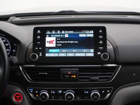 Used 2020 Honda Accord Touring image 15