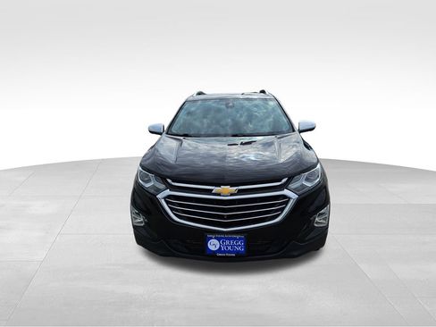 Used 2020 Chevrolet Equinox Premier image 3