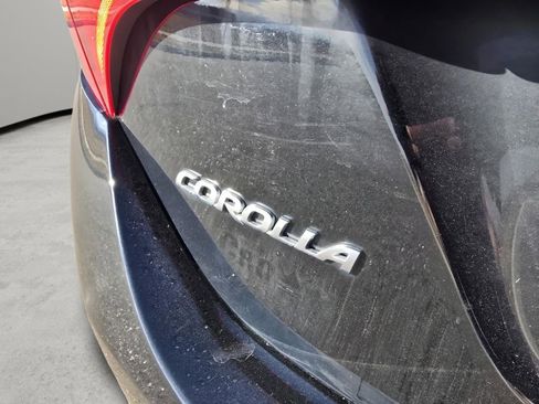 Used 2019 Toyota Corolla SE w/ Carpet Mat Package (TMS) image 10