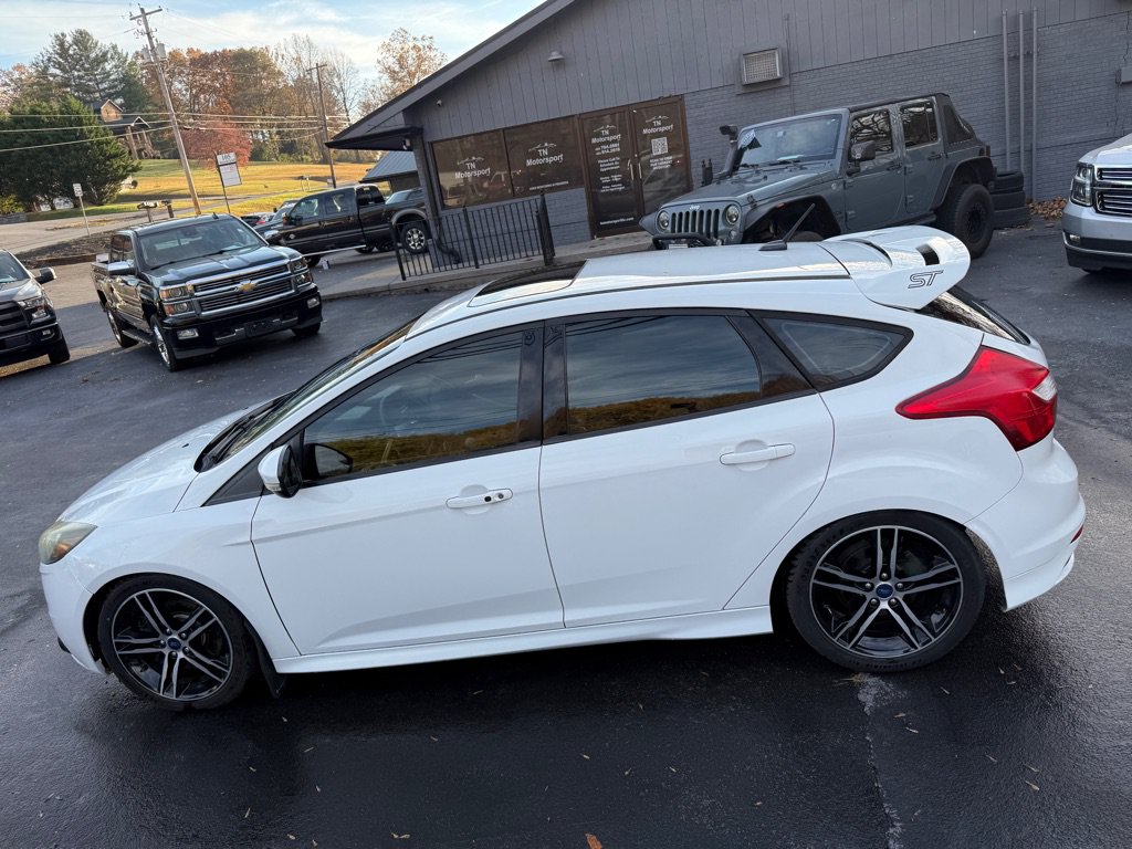 Used 2014 Ford Focus ST FWD image 50