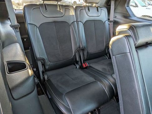 Certified 2024 Jeep Grand Cherokee L Laredo image 28