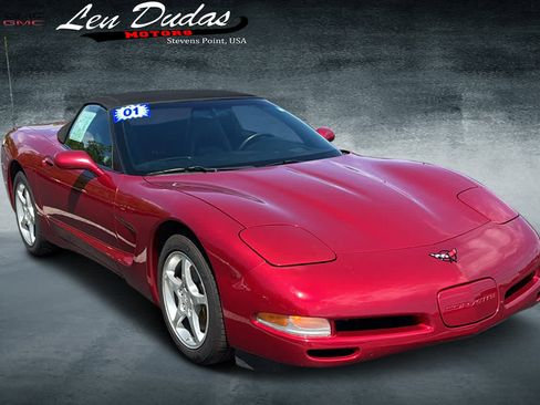 Used 2001 Chevrolet Corvette Convertible w/ Preferred Equipment Group2 RWD image 1