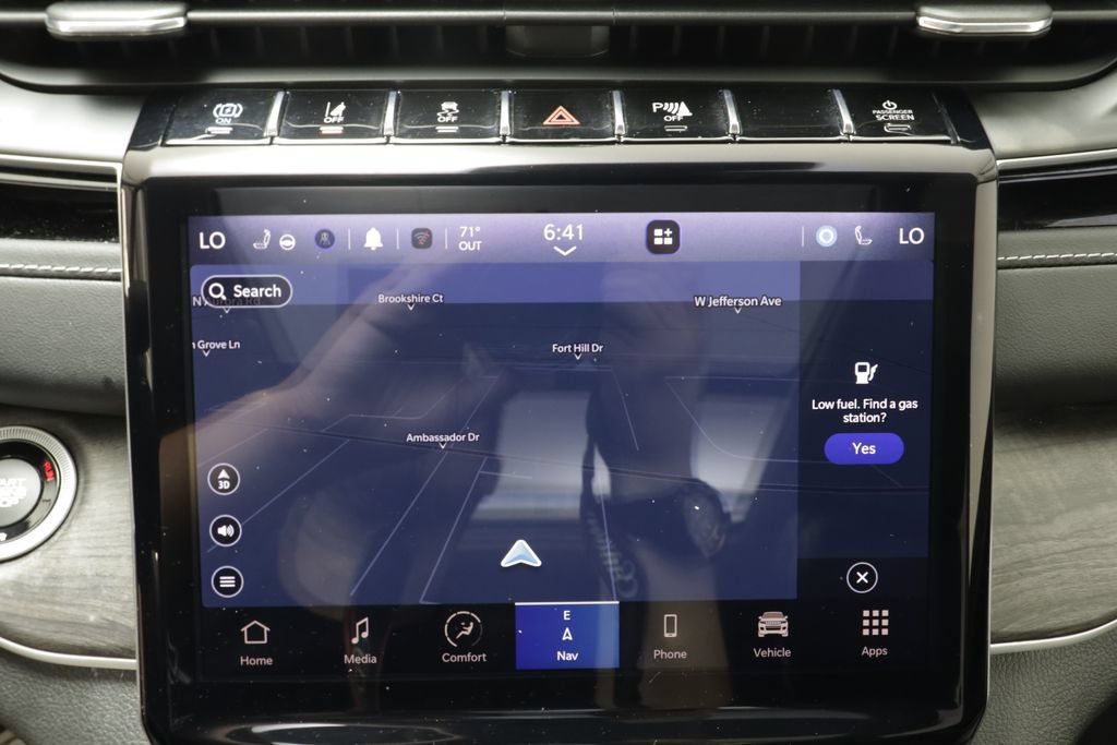 Used 2023 Jeep Grand Cherokee 4WD 4xe image 10