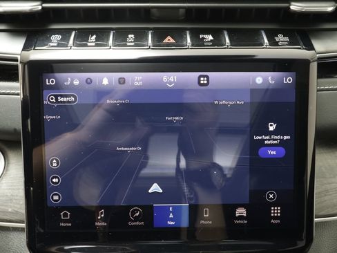 Used 2023 Jeep Grand Cherokee 4WD 4xe image 10