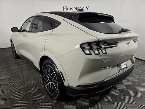 Used 2025 Ford Mustang Mach-E Premium AWD/4WD image 7