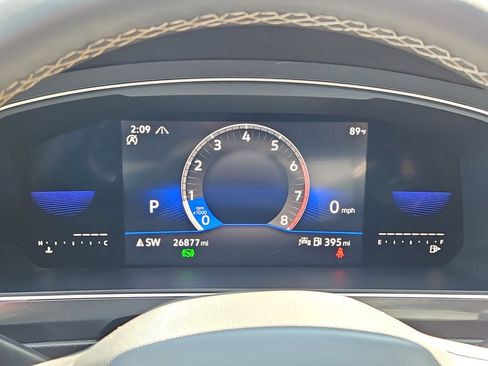 Used 2022 Volkswagen Tiguan SE AWD/4WD image 29
