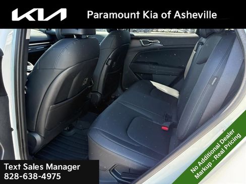 New 2026 Kia Sportage EX image 21