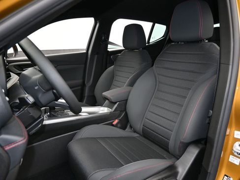 Used 2024 Dodge Hornet GT image 10