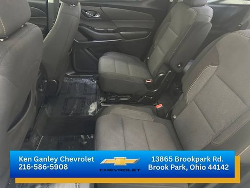 Certified 2020 Chevrolet Traverse LT AWD/4WD image 18