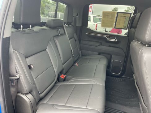 Used 2025 Chevrolet Silverado 1500 RST AWD/4WD image 23