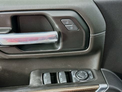 Used 2021 Chevrolet Silverado 2500 LT image 19