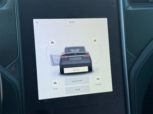 Used 2020 Tesla Model X Performance image 24