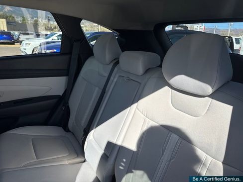 Certified 2025 Hyundai Tucson SEL image 30