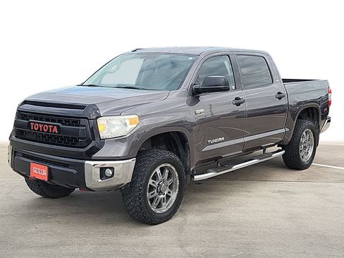 Used 2017 Toyota Tundra SR5 AWD/4WD image 1