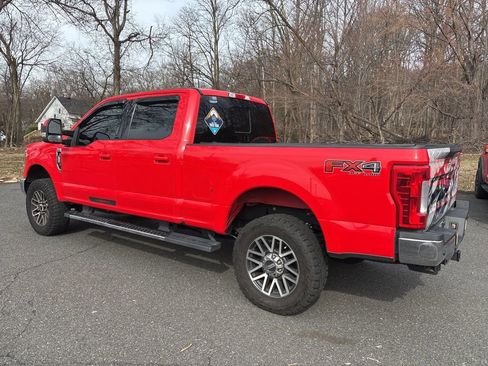 Used 2019 Ford F250 Lariat w/ Lariat Value Package image 3
