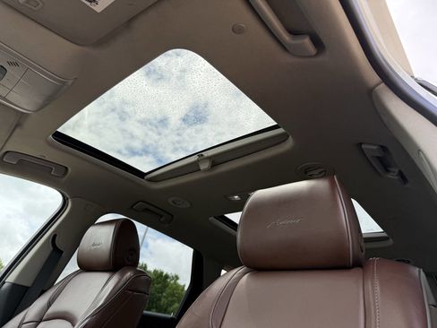 Used 2018 Buick Enclave Avenir w/ Avenir Technology Package image 17