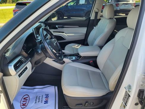 Used 2020 Kia Telluride S FWD image 11