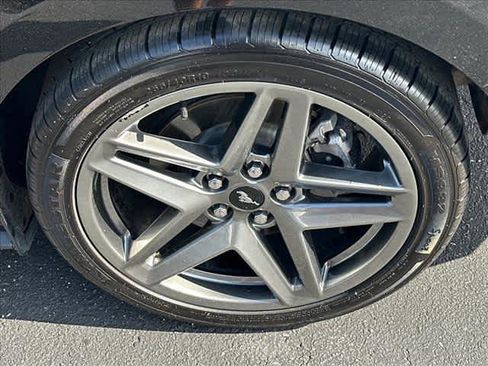Used 2024 Ford Mustang Coupe RWD image 23