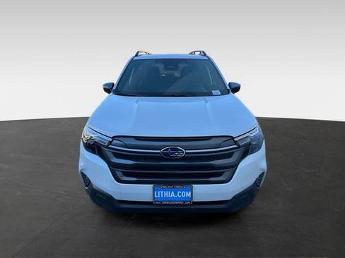 Used 2026 Subaru Forester Premium AWD/4WD image 6