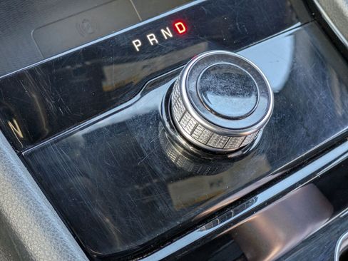 Used 2023 Jeep Grand Cherokee L Laredo image 22