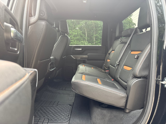 Certified 2023 GMC Sierra 2500 AT4 w/ Gooseneck/5TH Wheel Package AWD/4WD image 17