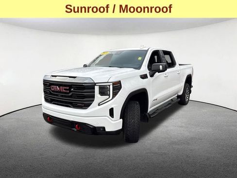 Used 2023 GMC Sierra 1500 AT4 w/ Technology Package image 5