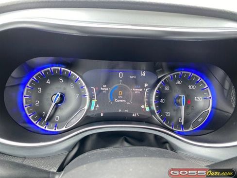 New 2026 Chrysler Pacifica Limited image 22