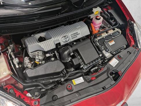 Used 2015 Toyota Prius Two image 28