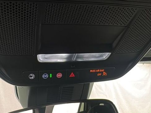 Used 2025 Chevrolet Equinox LT image 31