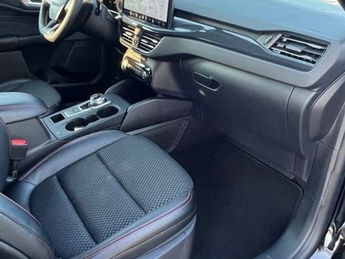 Used 2024 Ford Escape ST-Line w/ Tech Pack #1 image 15