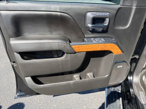 Used 2017 Chevrolet Silverado 1500 High Country image 10